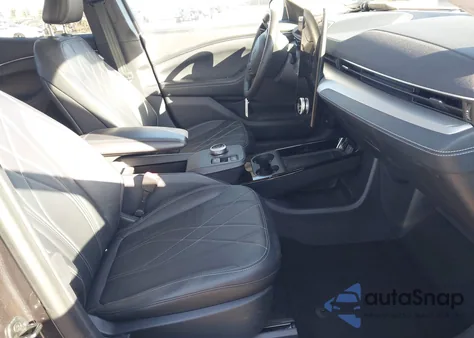 2022 Ford Mustang Mach-E Select z USA, uszkodzony, nr VIN 3FMTK1RM9NMA44548